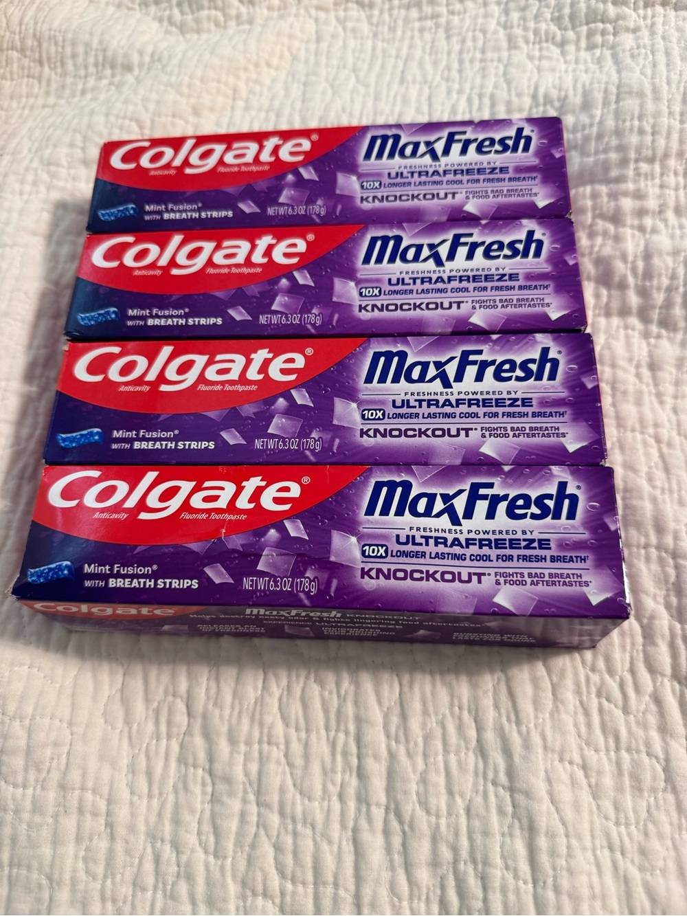 Colgate MaxFresh Mint Fusion Toothpaste